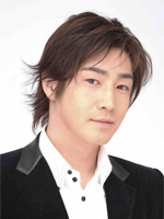 津田 英佑