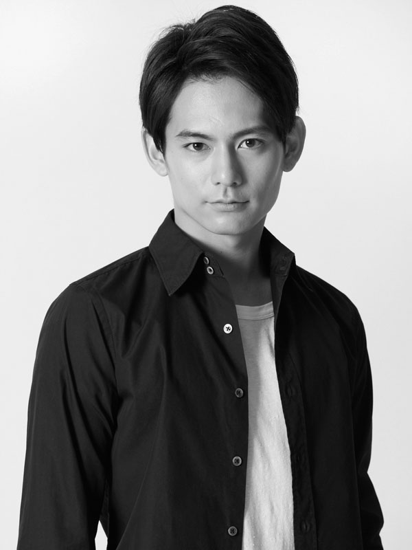 榊原徹士